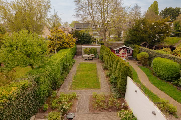 Foto 42 van Van Zuylen van Nijeveltstraat 60