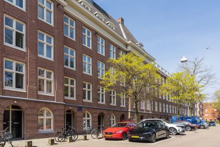 Photo 19 of Van Bossestraat 28-1