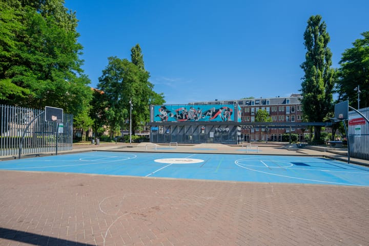 Photo 23 of Van Bossestraat 28-1