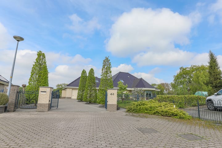 Foto 10 van Wijzend 44