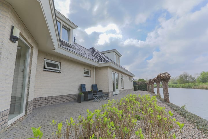 Foto 59 van Wijzend 44