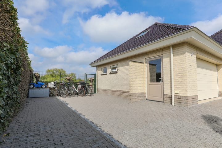 Foto 67 van Wijzend 44