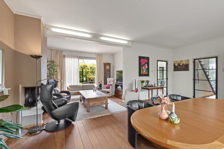 Foto 8 van Meidoornlaan 6