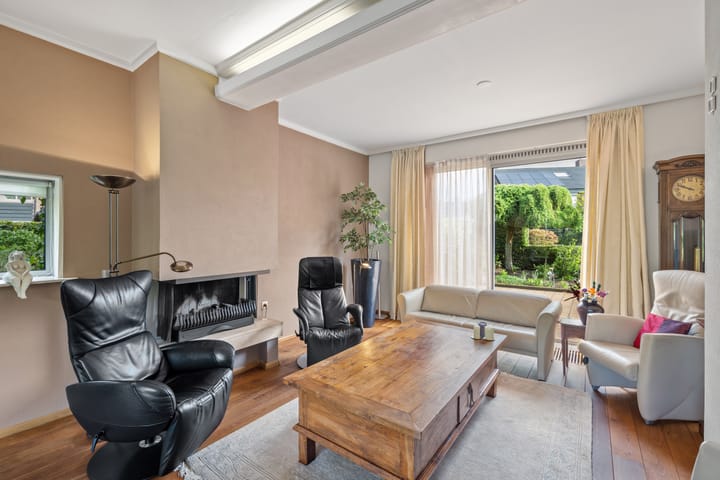 Foto 11 van Meidoornlaan 6