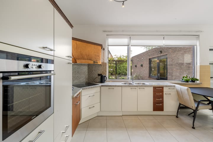 Foto 16 van Meidoornlaan 6