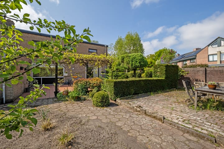 Foto 48 van Meidoornlaan 6