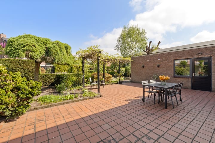 Foto 51 van Meidoornlaan 6