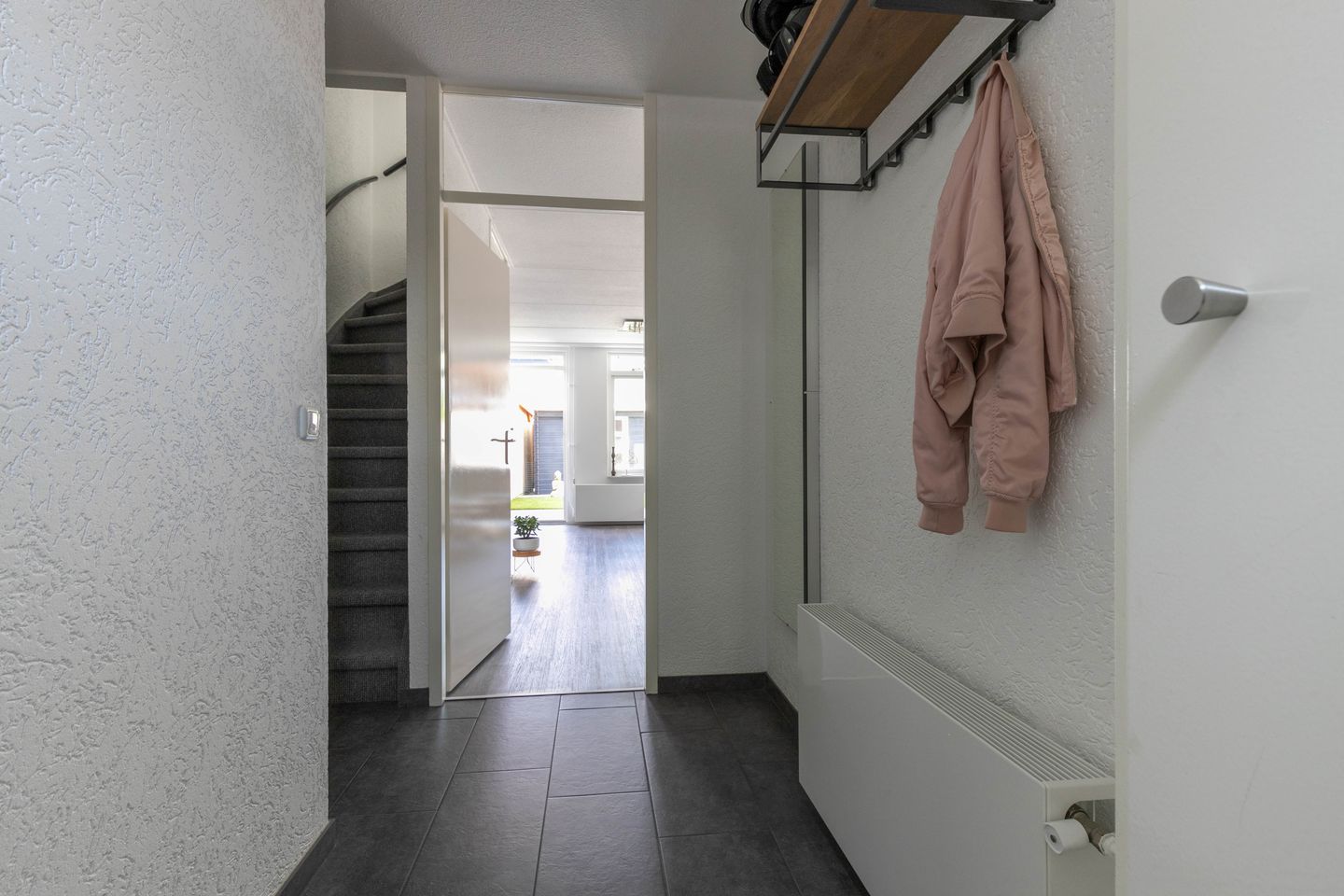 Photo 19 of Pijlkruid 35