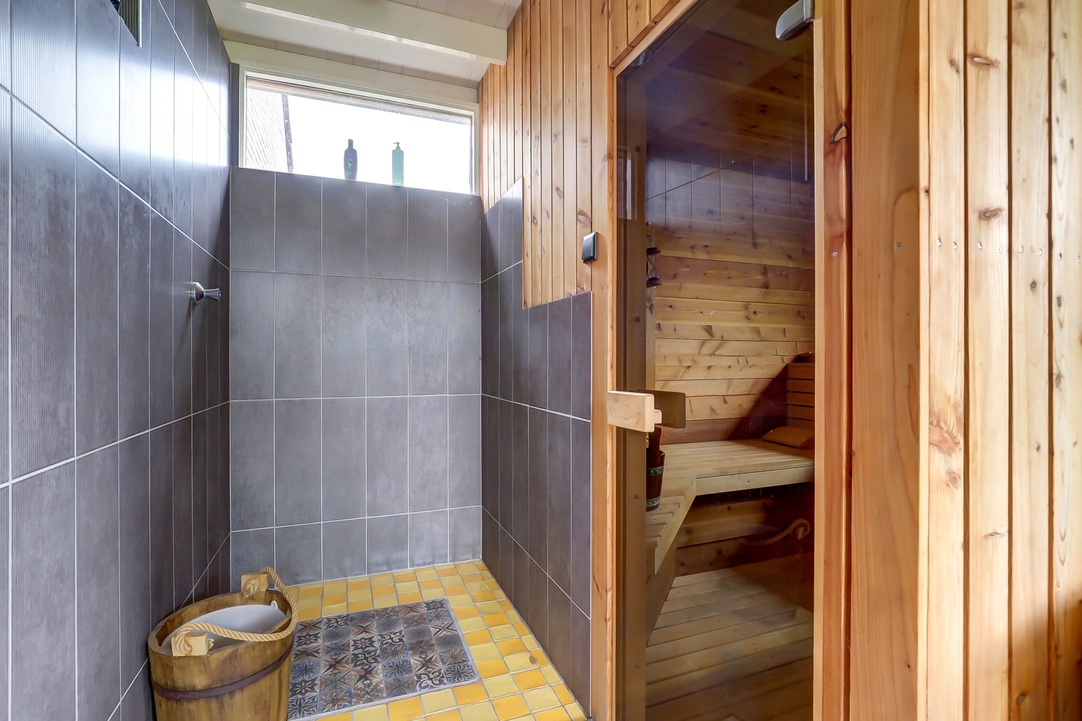 Photo 21 of Generaal Berenschotweg 34