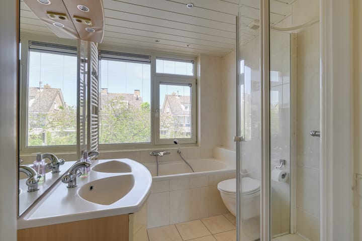 Photo 14 of Eksterlaan 21