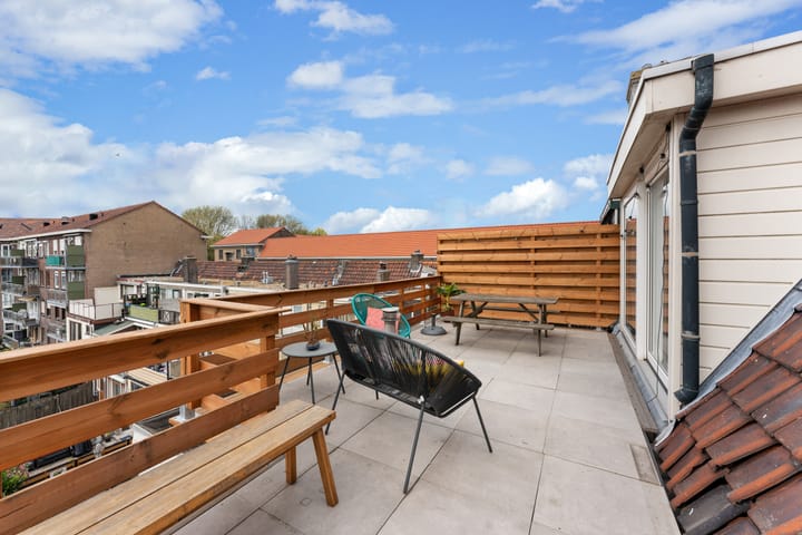 Photo 2 of Röntgenstraat 5-C