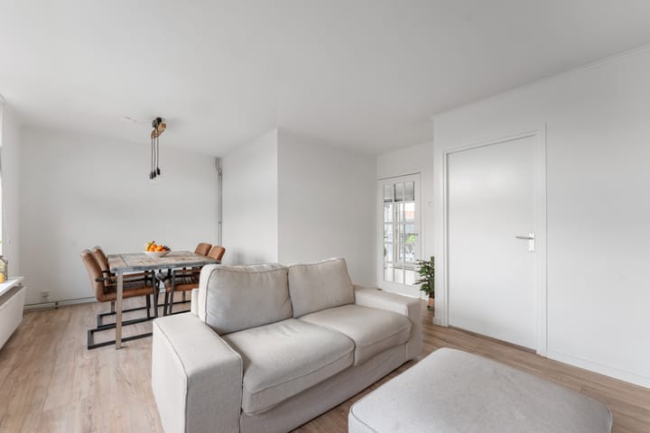 Photo 12 of Röntgenstraat 5-C