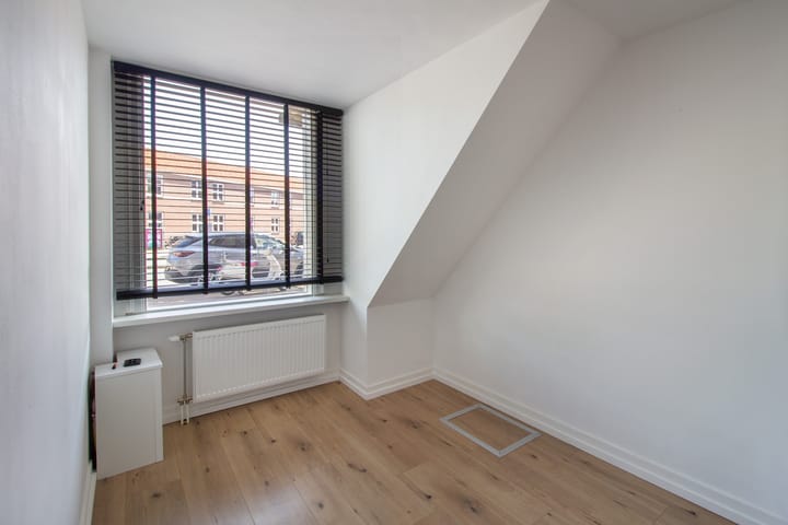 Photo 3 of Westduinweg 92