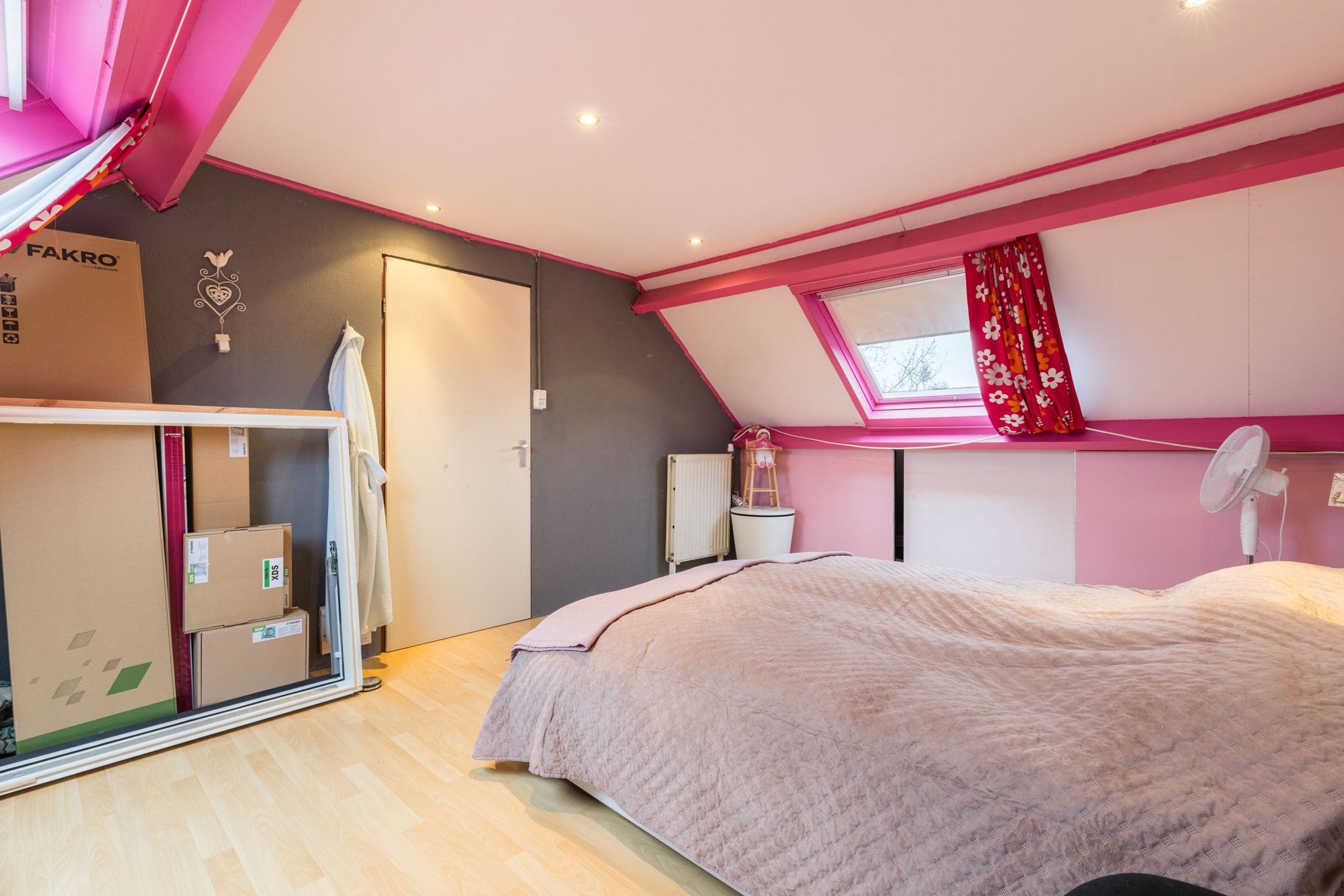 Photo 21 of Haringvlietlaan 93