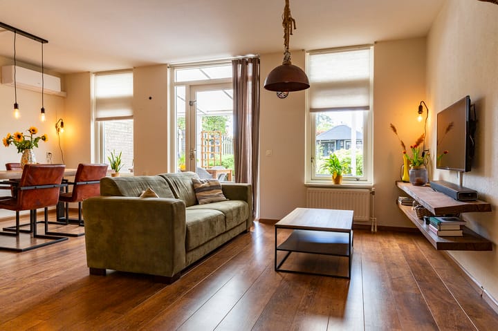 Foto 11 van Wasbloem 8