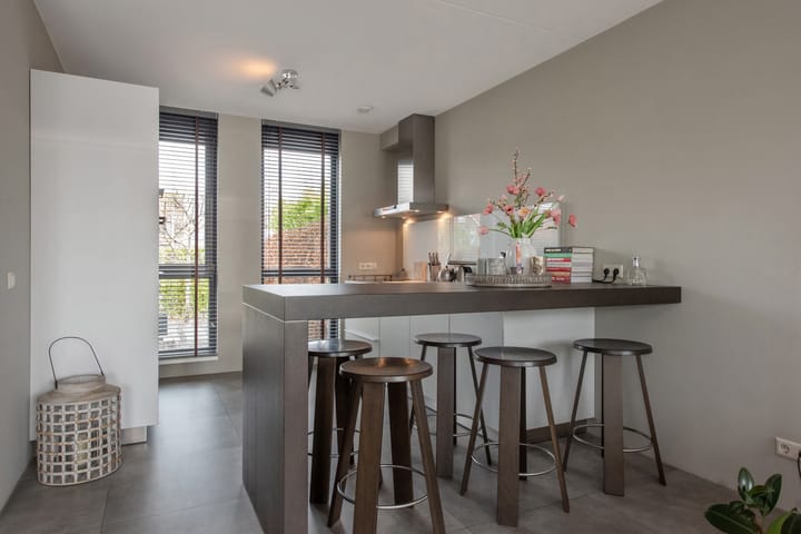 Foto 13 van Delftsestraatweg 197