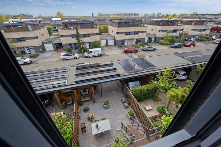 Foto 38 van Delftsestraatweg 197