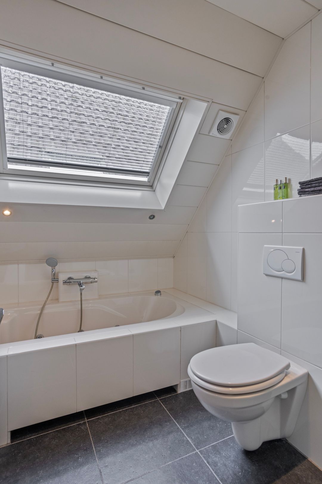 Foto 28 van Dubloenhof 12