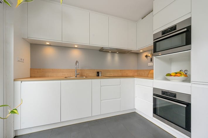 Foto 10 van Van Hogendorplaan 16