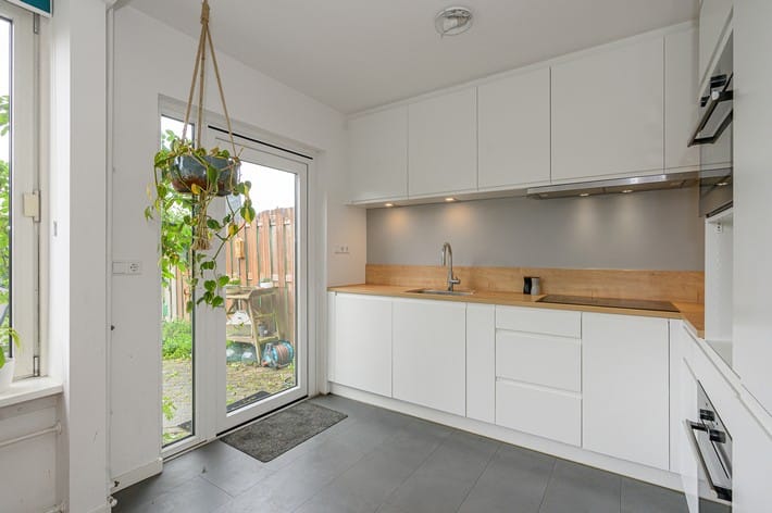 Foto 11 van Van Hogendorplaan 16