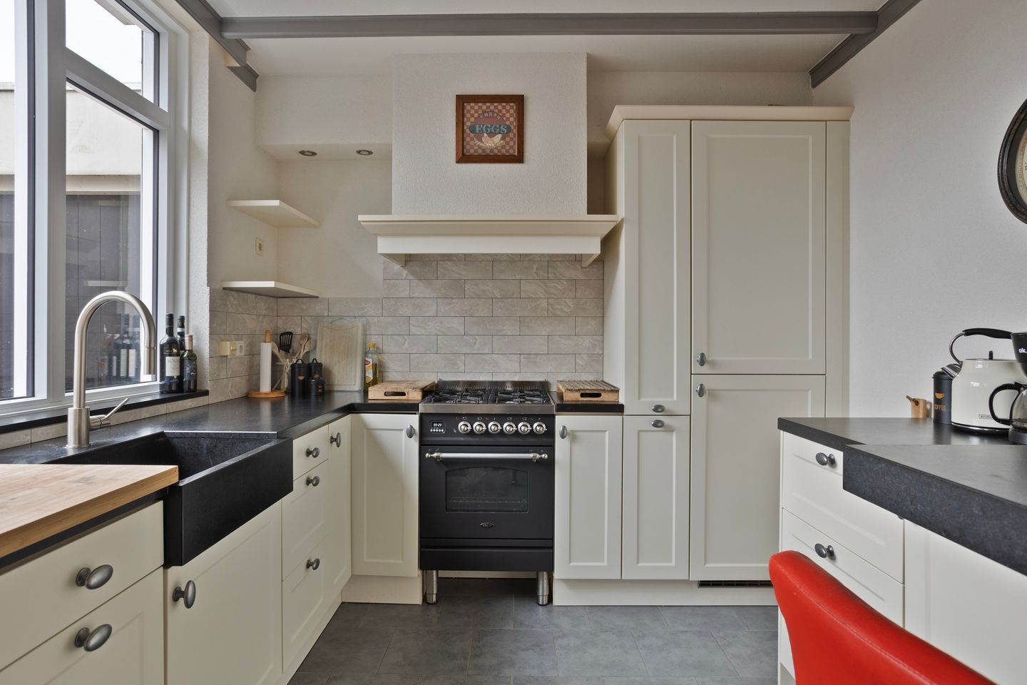 Foto 14 van Emmastraat 47