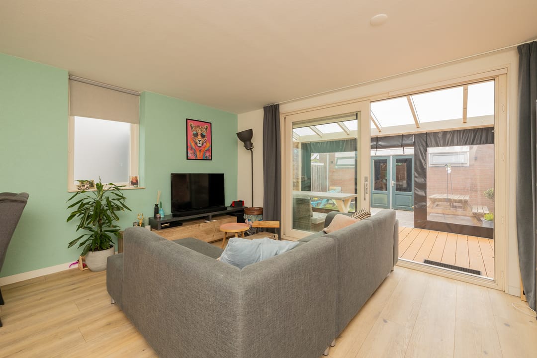 Photo 16 of Madelief 11