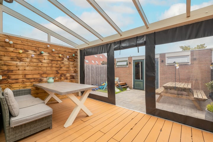 Foto 17 van Madelief 11