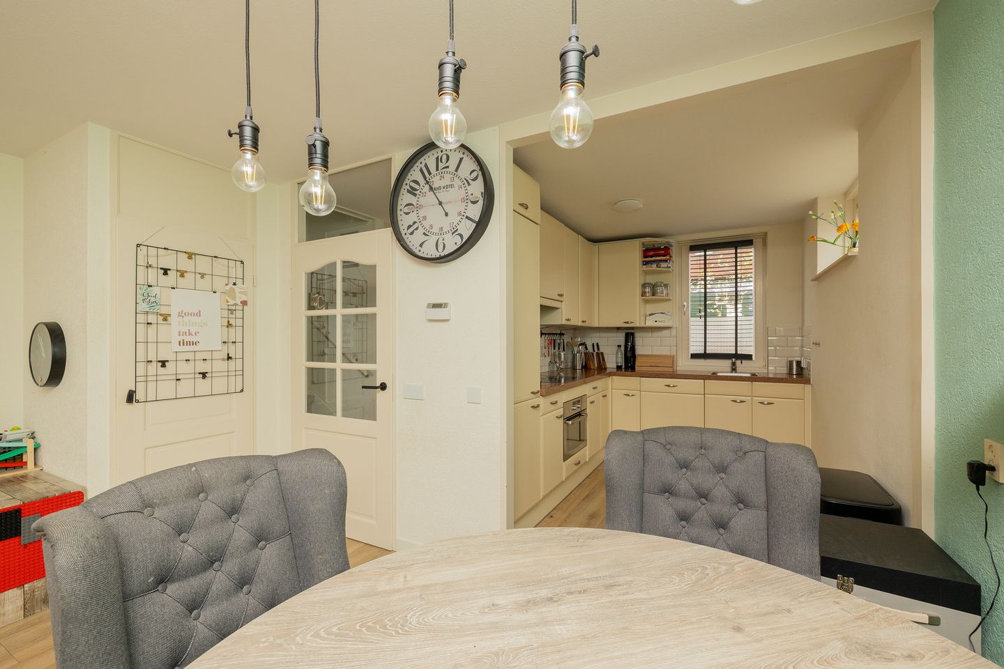 Photo 20 of Madelief 11