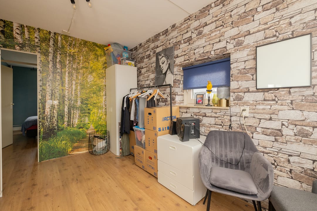 Photo 32 of Madelief 11