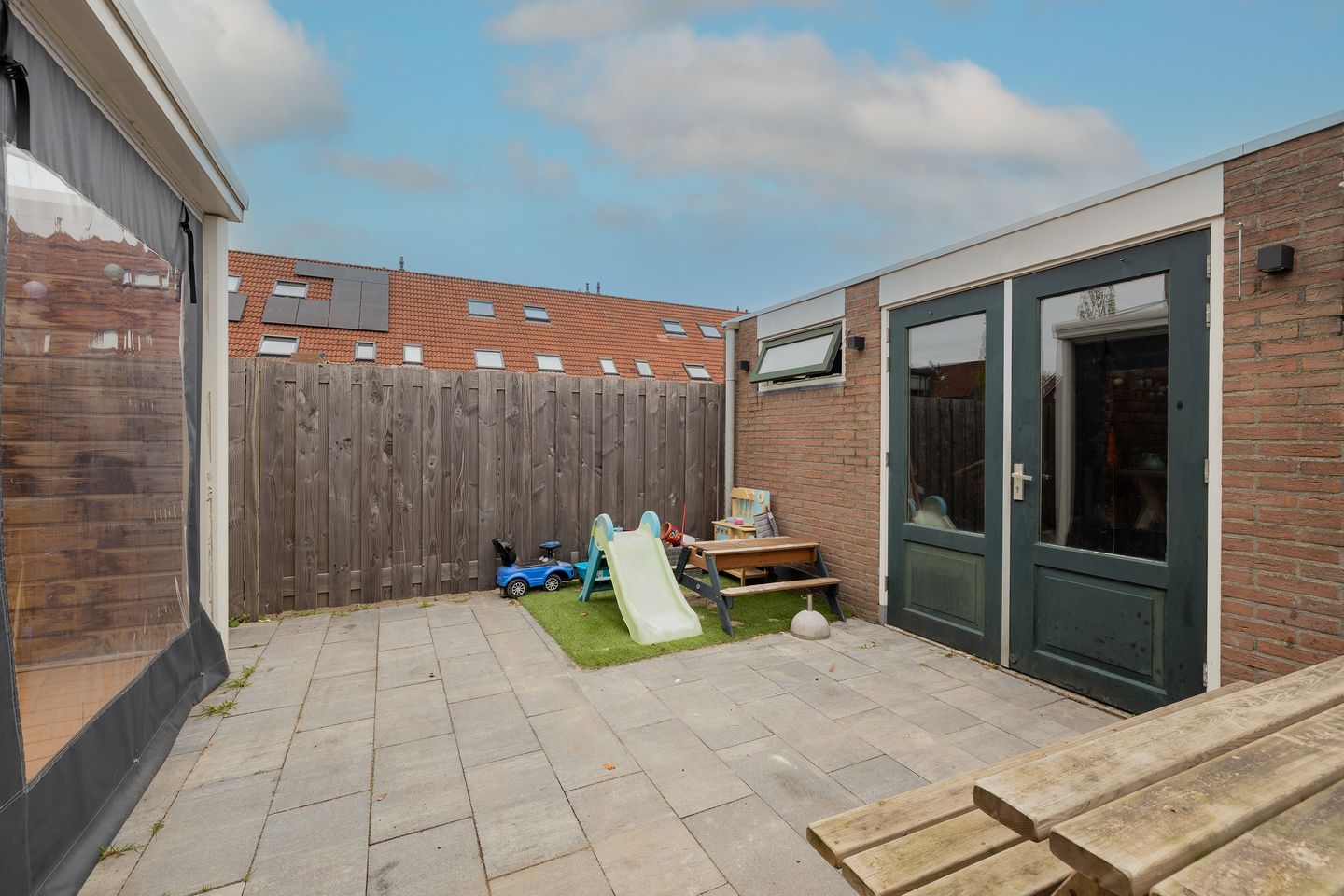 Photo 40 of Madelief 11