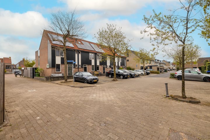 Foto 44 van Madelief 11