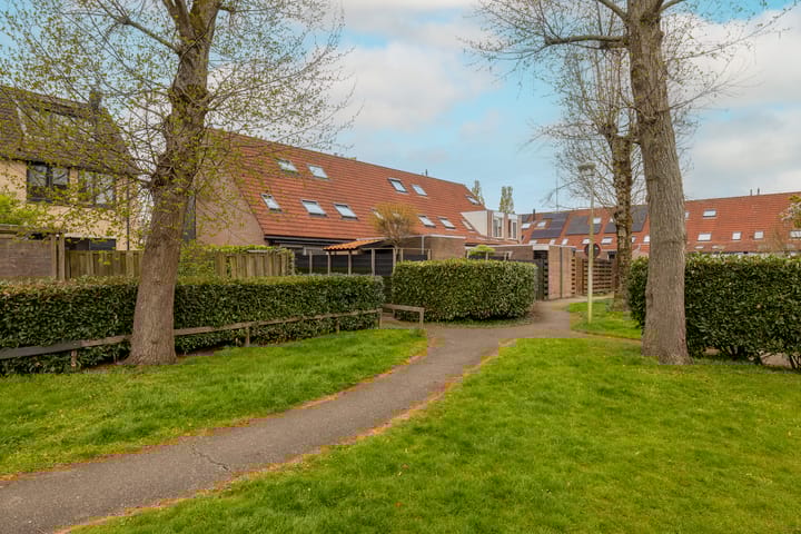 Foto 52 van Madelief 11