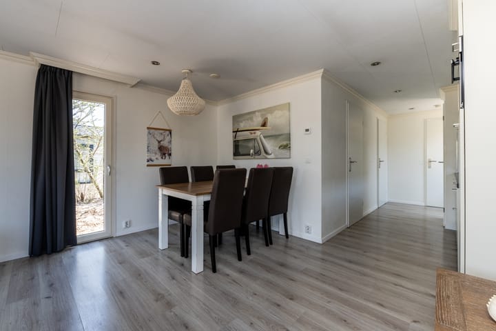 Photo 18 of Parkweg 2-819