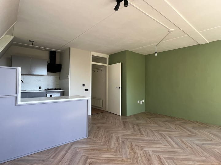 Foto 8 van Hazestraat 6-E