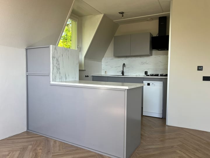 Foto 10 van Hazestraat 6-E