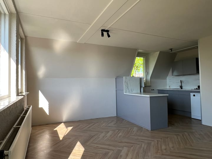 Foto 7 van Hazestraat 6-E