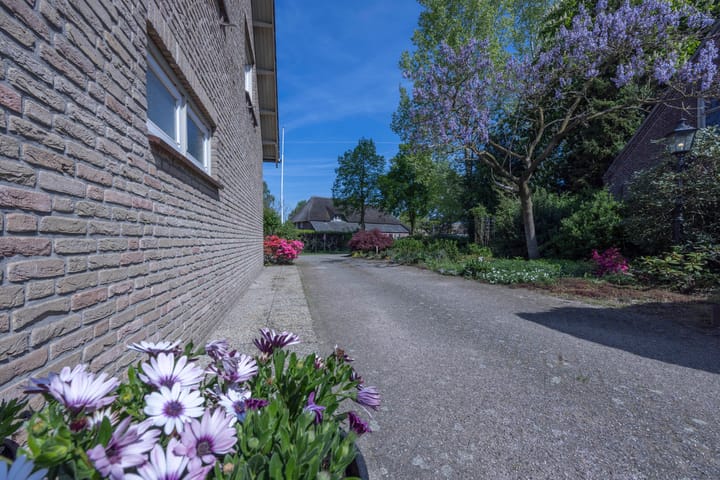 Foto 33 van Luissel 11