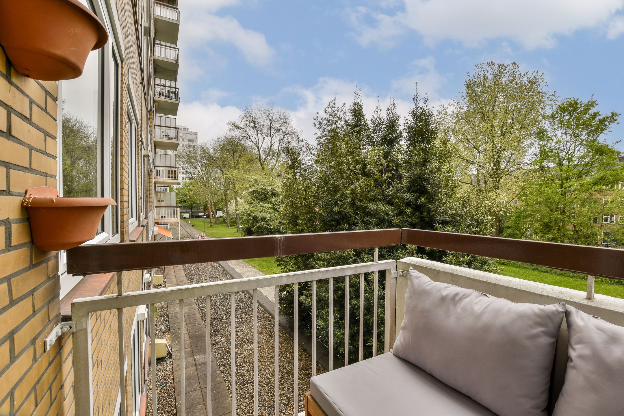 Foto 18 van Van Nijenrodeweg 836