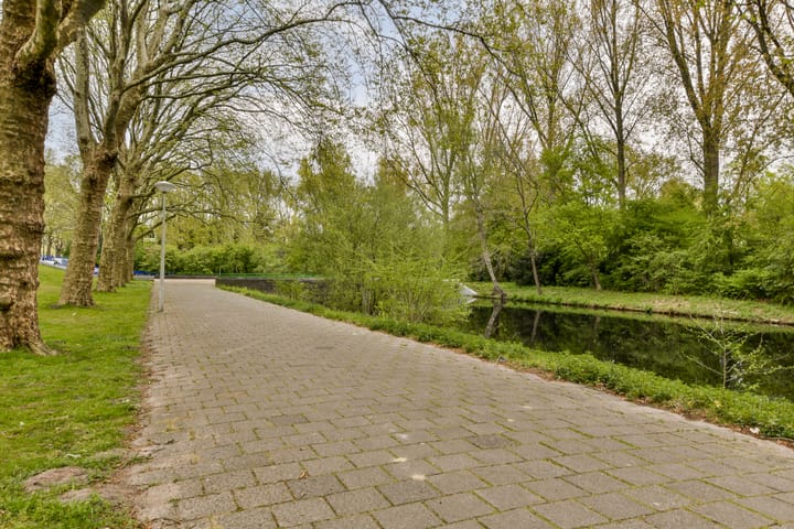 Foto 25 van Van Nijenrodeweg 836