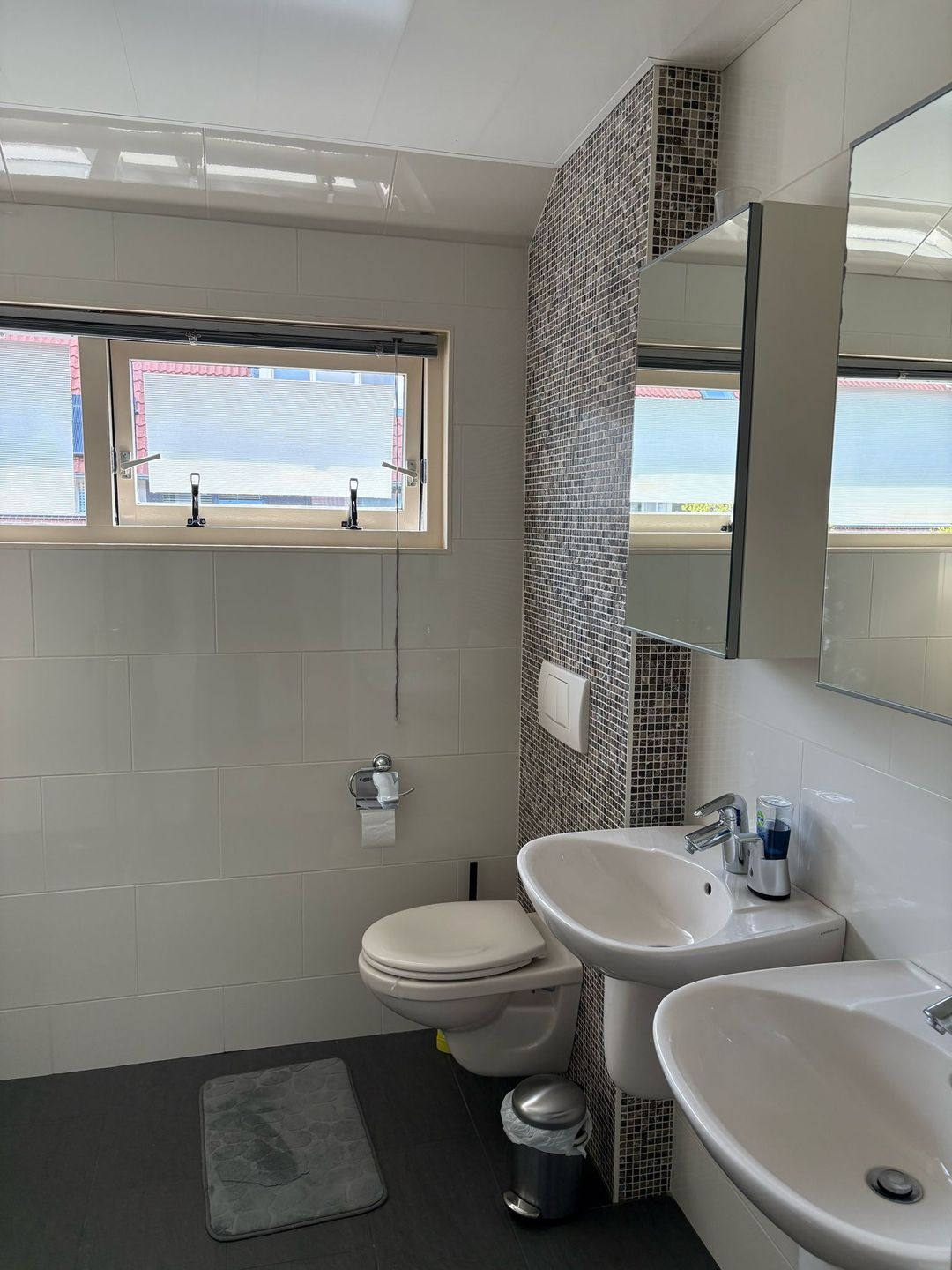 Photo 13 of Roosje Vosstraat 3