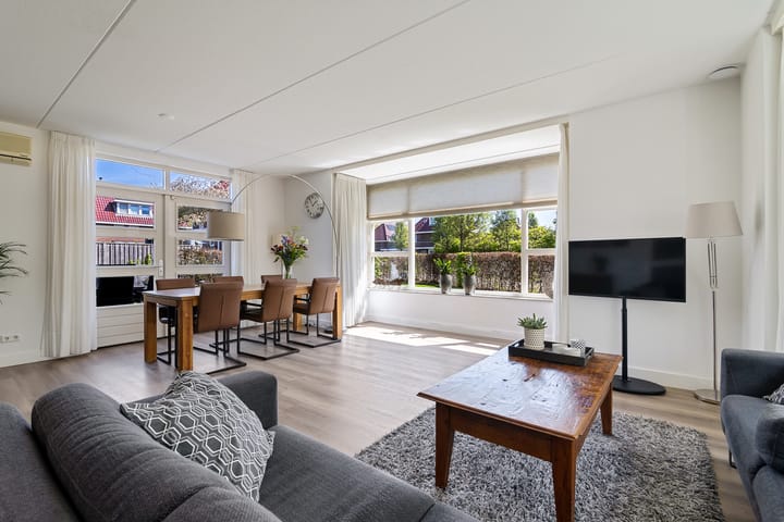 Photo 14 of Frederik Hendriklaan 37