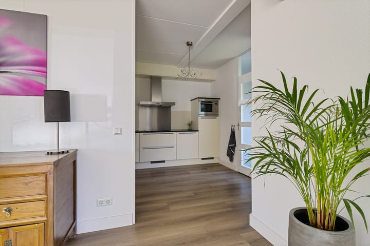 Photo 15 of Frederik Hendriklaan 37