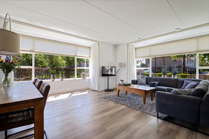 Photo 10 of Frederik Hendriklaan 37