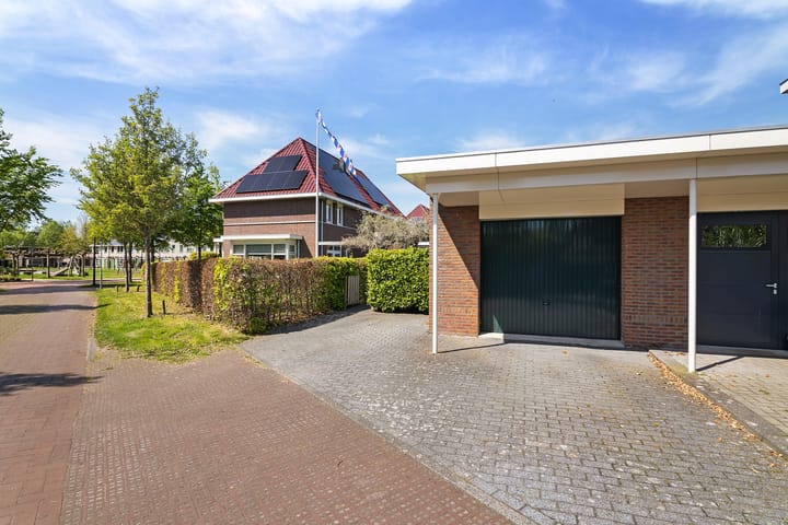 Photo 38 of Frederik Hendriklaan 37