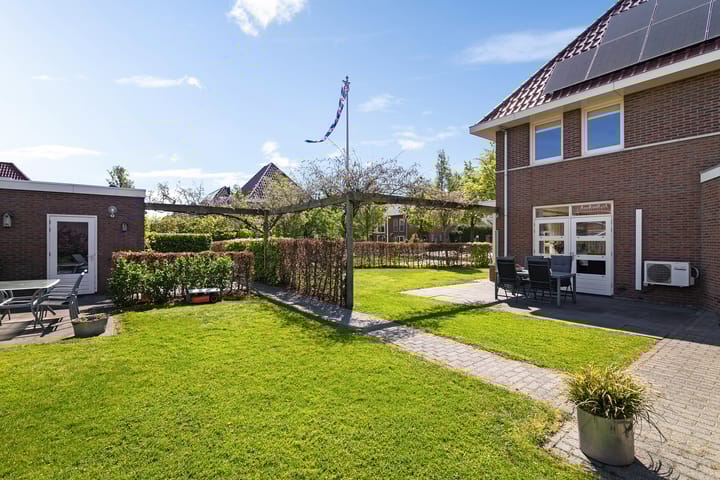 Photo 40 of Frederik Hendriklaan 37