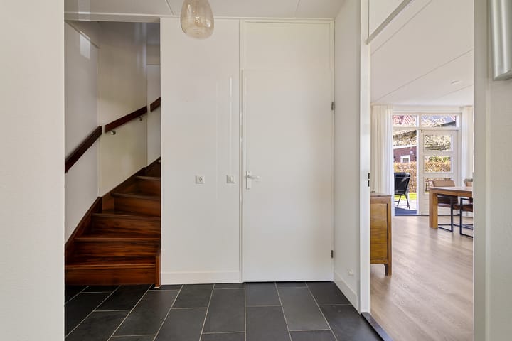 Photo 8 of Frederik Hendriklaan 37