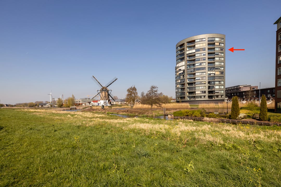 Foto 1 van Uiverplein 210