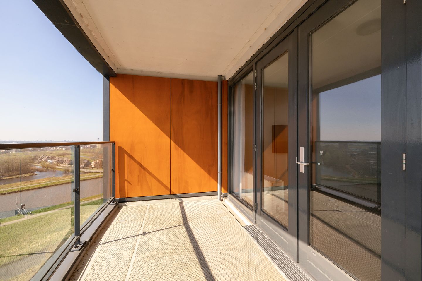 Foto 19 van Uiverplein 210