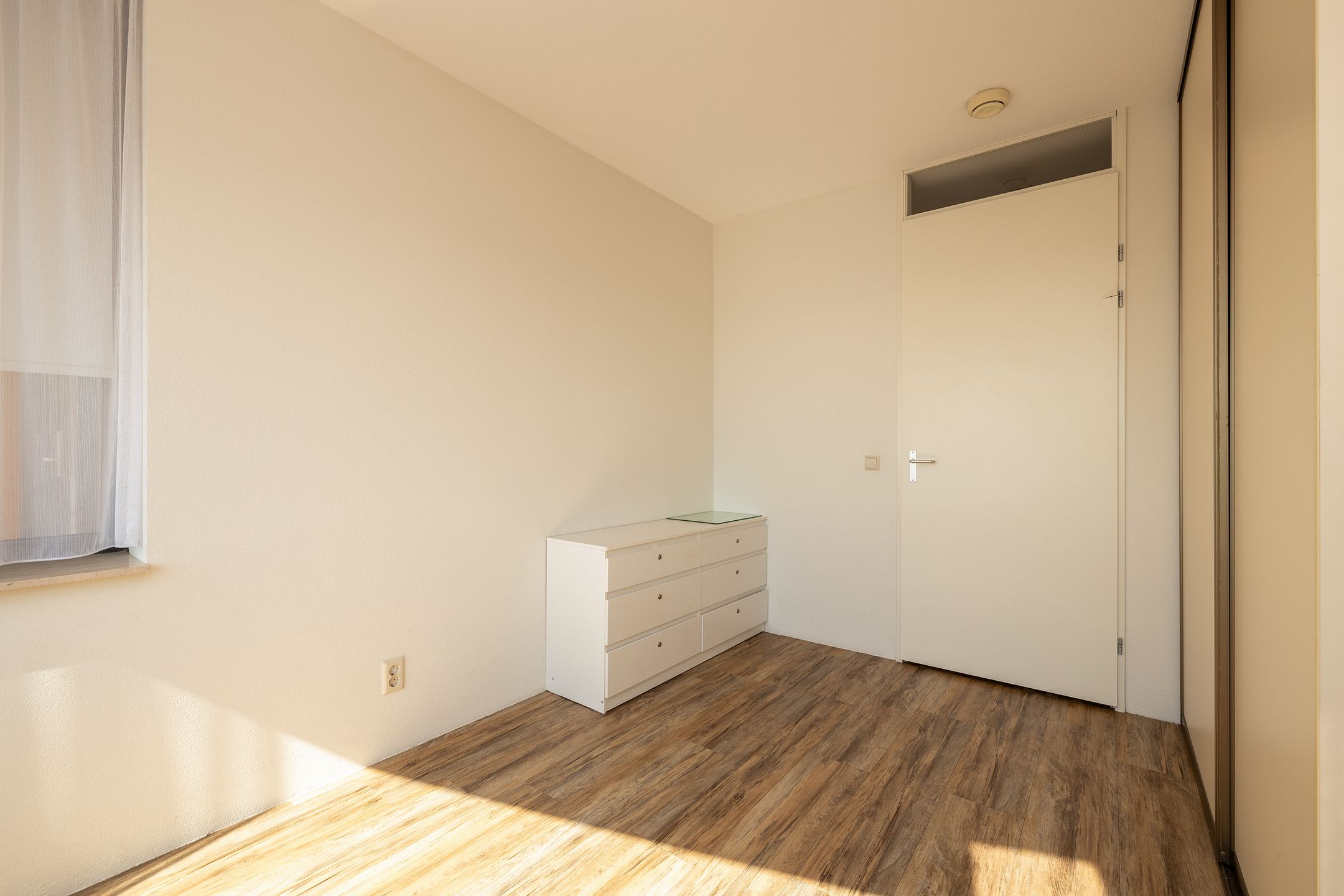 Foto 36 van Uiverplein 210