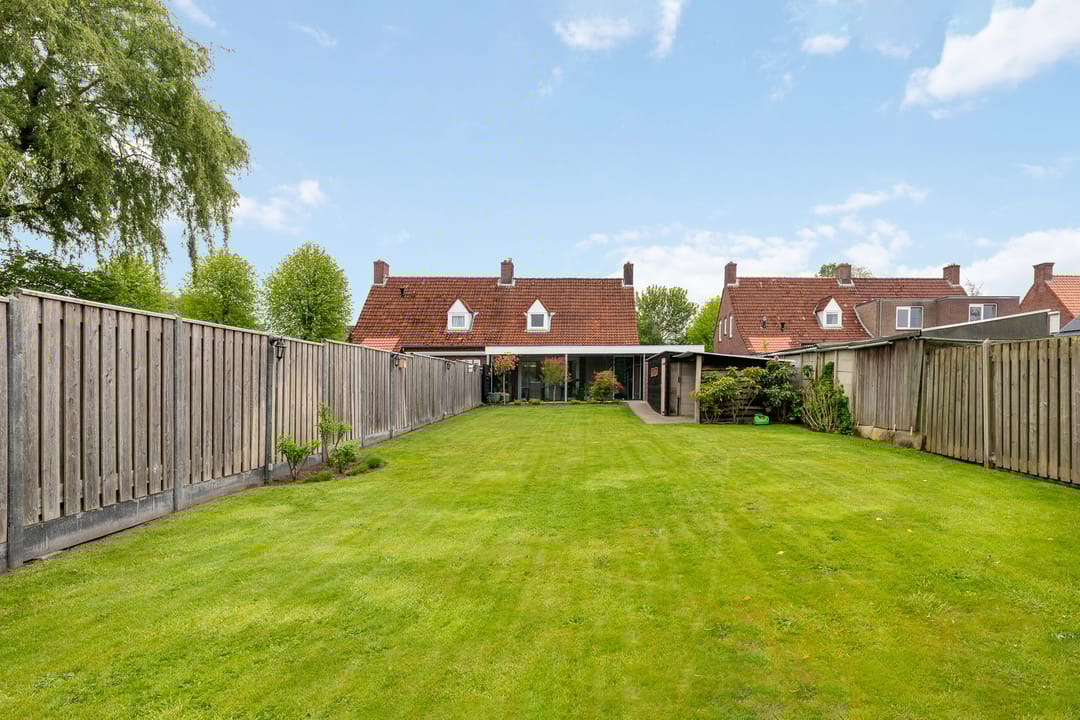 Photo 2 of Dorpsstraat 37